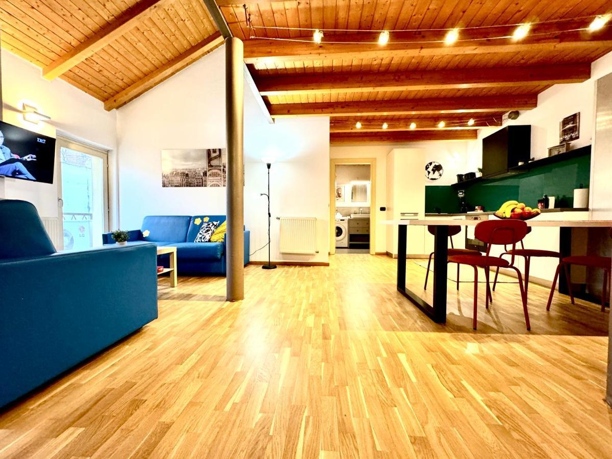 The Loft Apartment Timisoara Ngoại thất bức ảnh