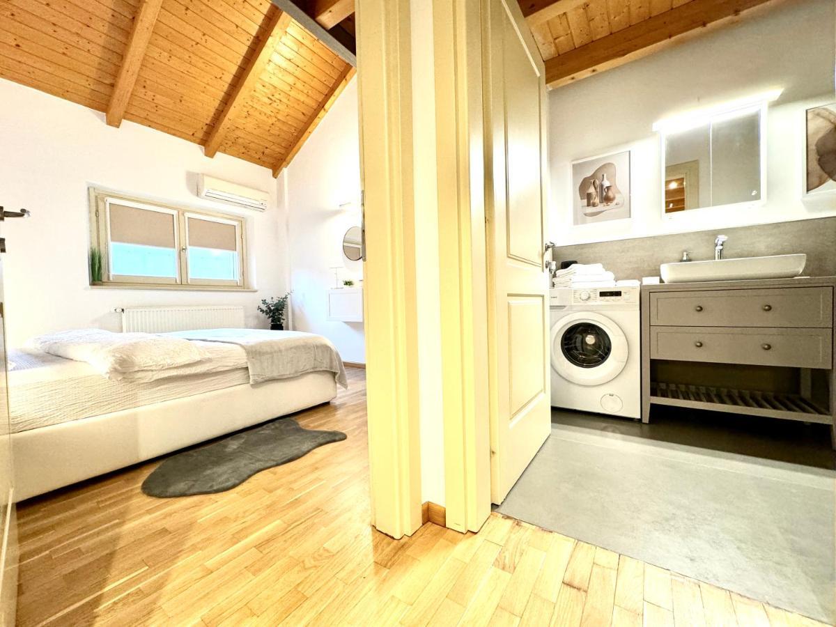 The Loft Apartment Timisoara Ngoại thất bức ảnh